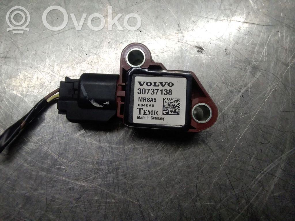 Volvo S40 Airbag deployment crash/impact sensor 