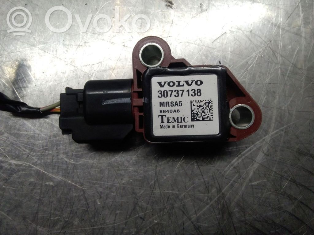 Volvo S40 Airbagsensor Crashsensor Drucksensor 