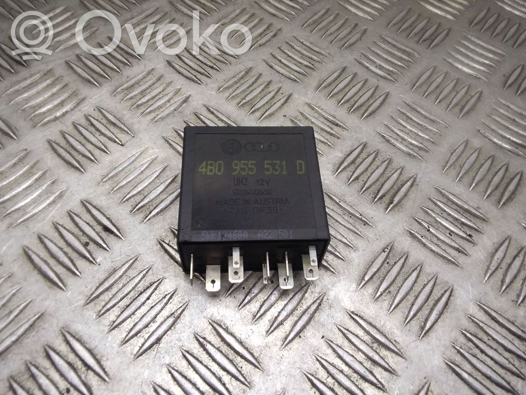 Audi A2 Window wiper relay 