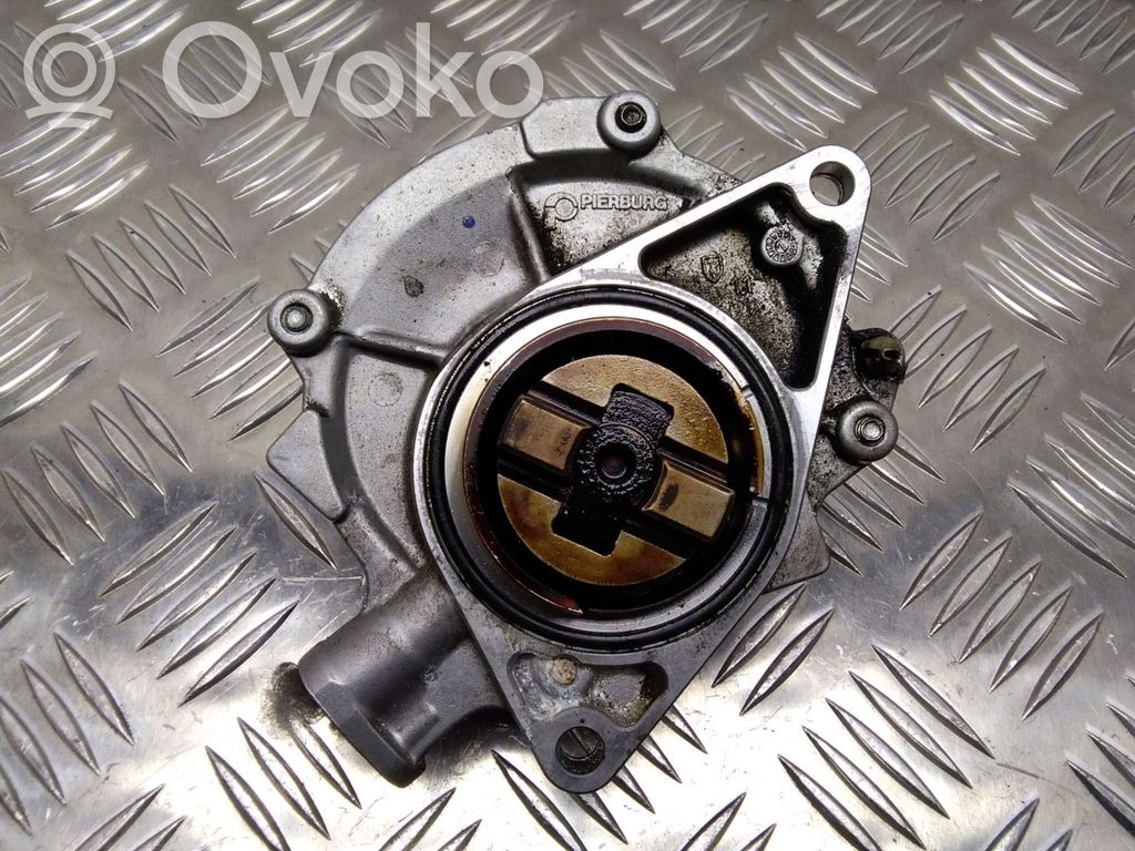 Peugeot 308 Vacuum pump 