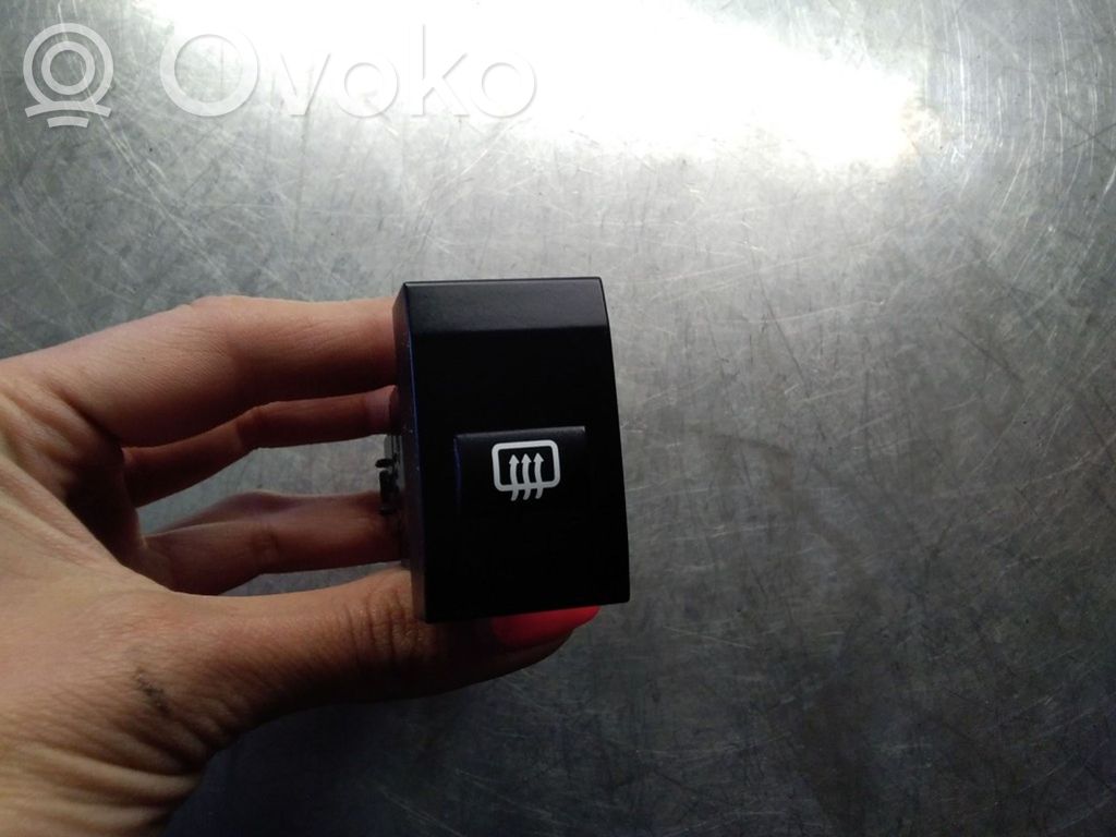 KIA Sorento Seat heating switch 