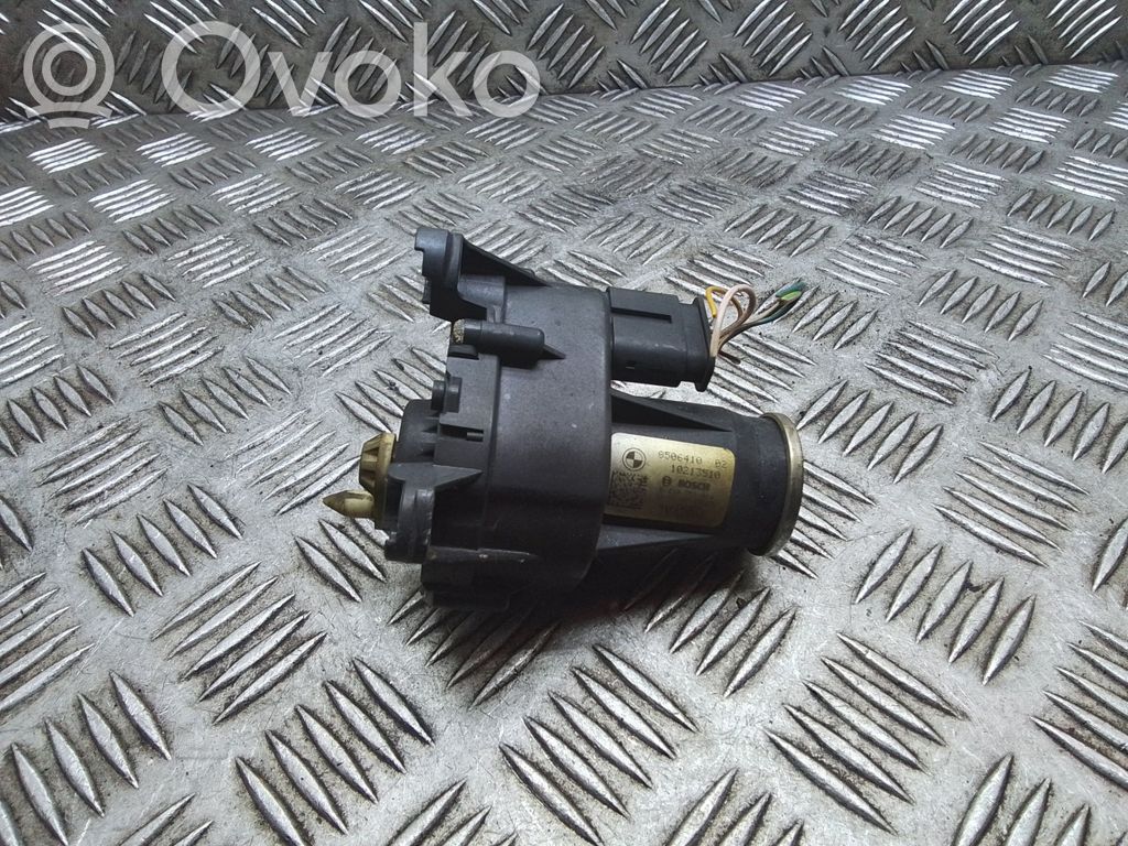 BMW 5 F10 F11 Intake manifold valve actuator/motor 