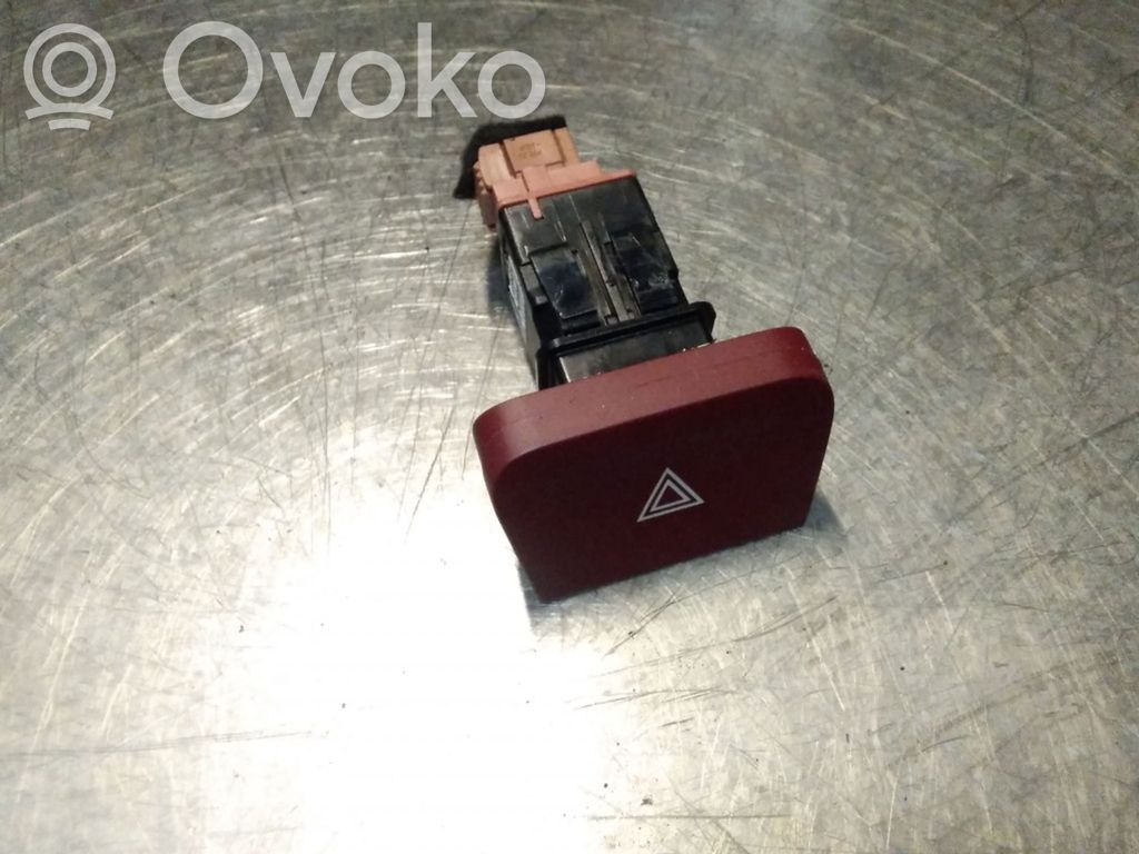 Przycisk świateł awaryjnych   96552745KR