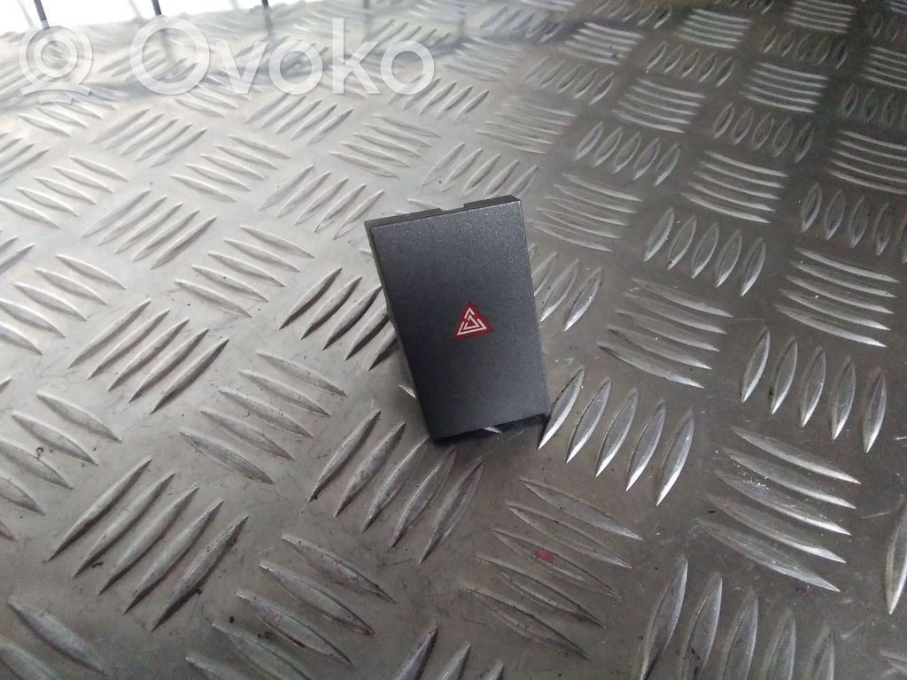 Opel Vectra C Hazard light switch 