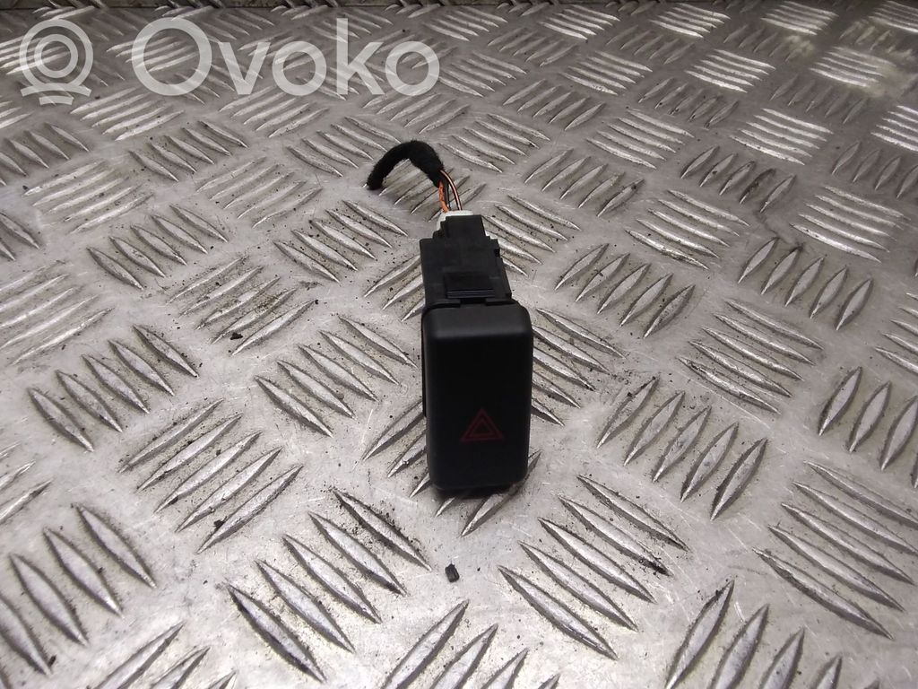 Mazda 3 I Hazard light switch 