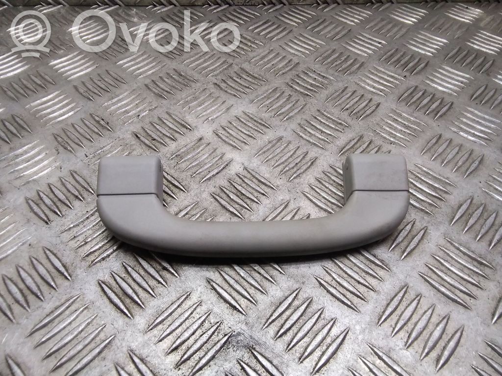BMW 5 E60 E61 Rankenėlė priekinė 