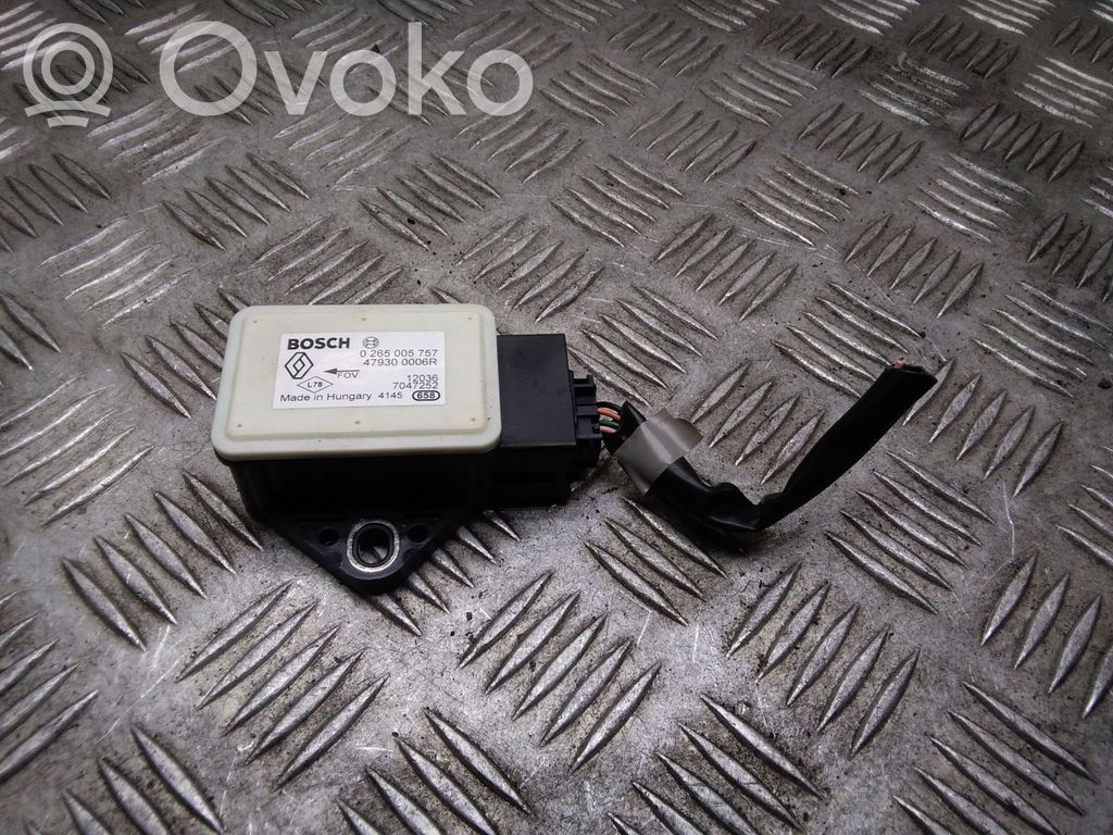 Nissan Qashqai+2 ESP acceleration yaw rate sensor 