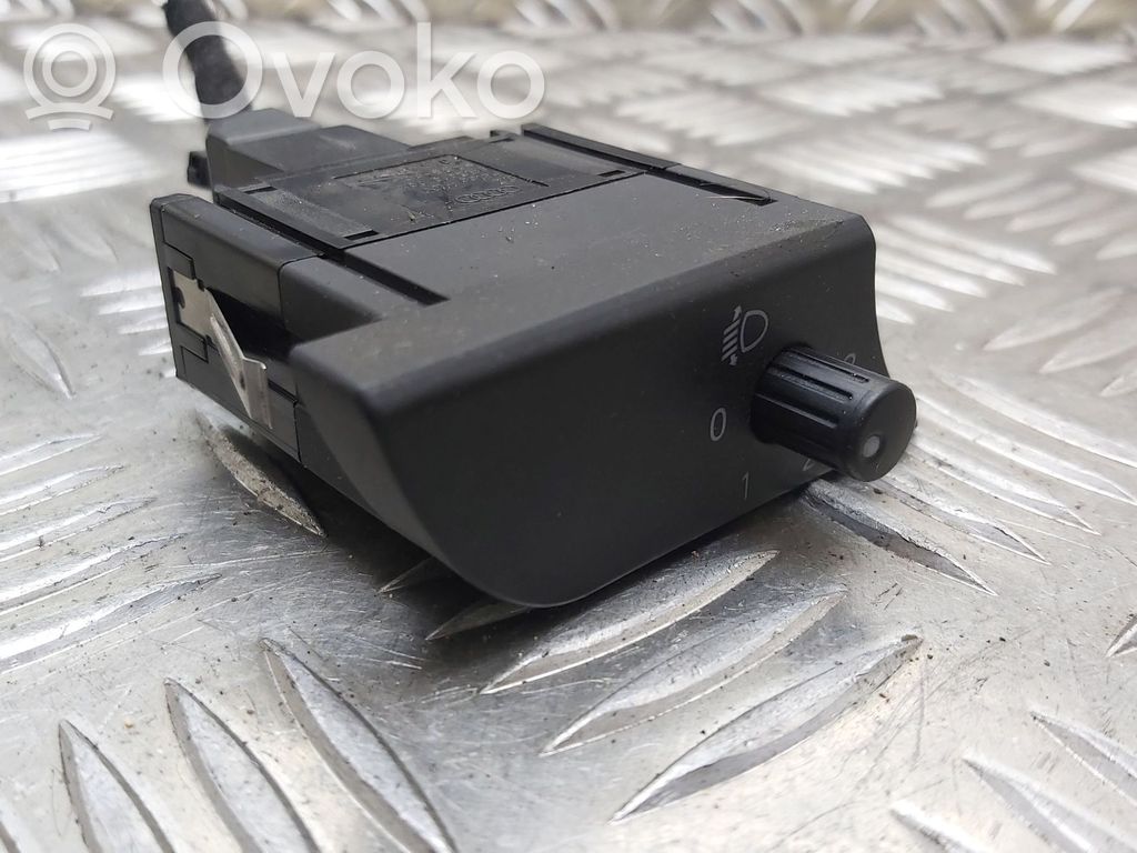 Audi A4 S4 B7 8E 8H Headlight level height control switch 