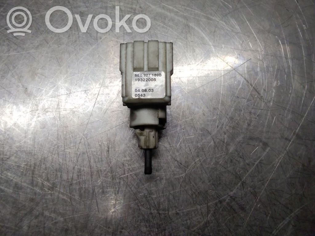 Volkswagen Transporter - Caravelle T5 Jarrupolkimen anturin kytkin 
