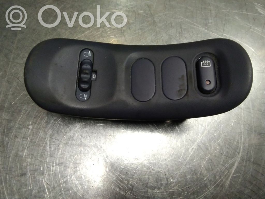 Renault Espace III Headlight level height control switch 