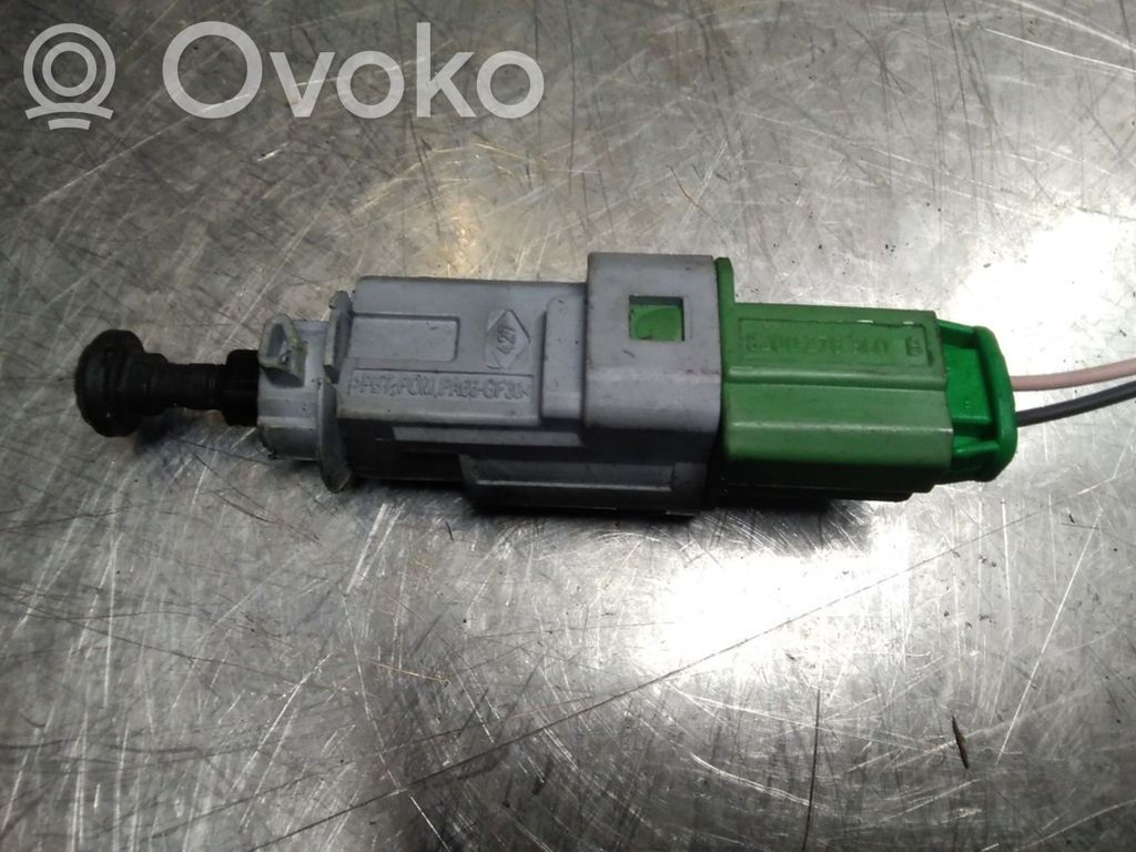 Renault Laguna II Clutch pedal sensor 