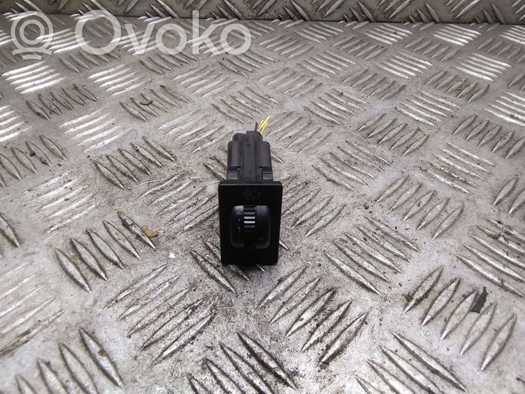 Toyota Corolla Verso AR10 Headlight level height control switch 