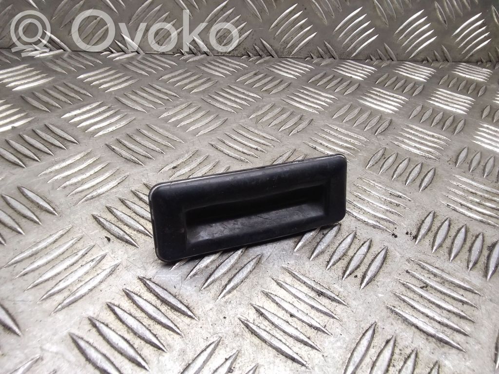 Skoda Yeti (5L) Tailgate opening switch 