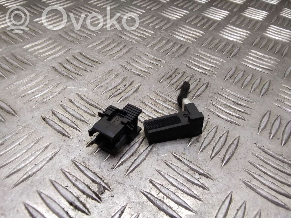 Mini One - Cooper Coupe R56 Brake pedal sensor switch 