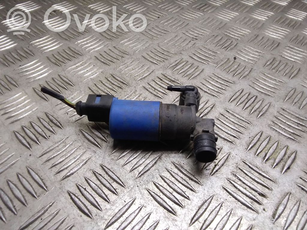 Volvo V60 Headlight washer pump 