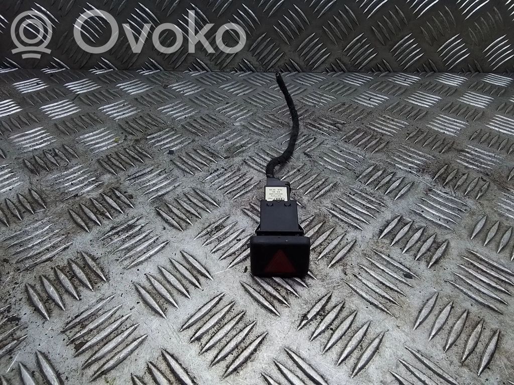 Audi A4 S4 B7 8E 8H Botón interruptor de luz de peligro 