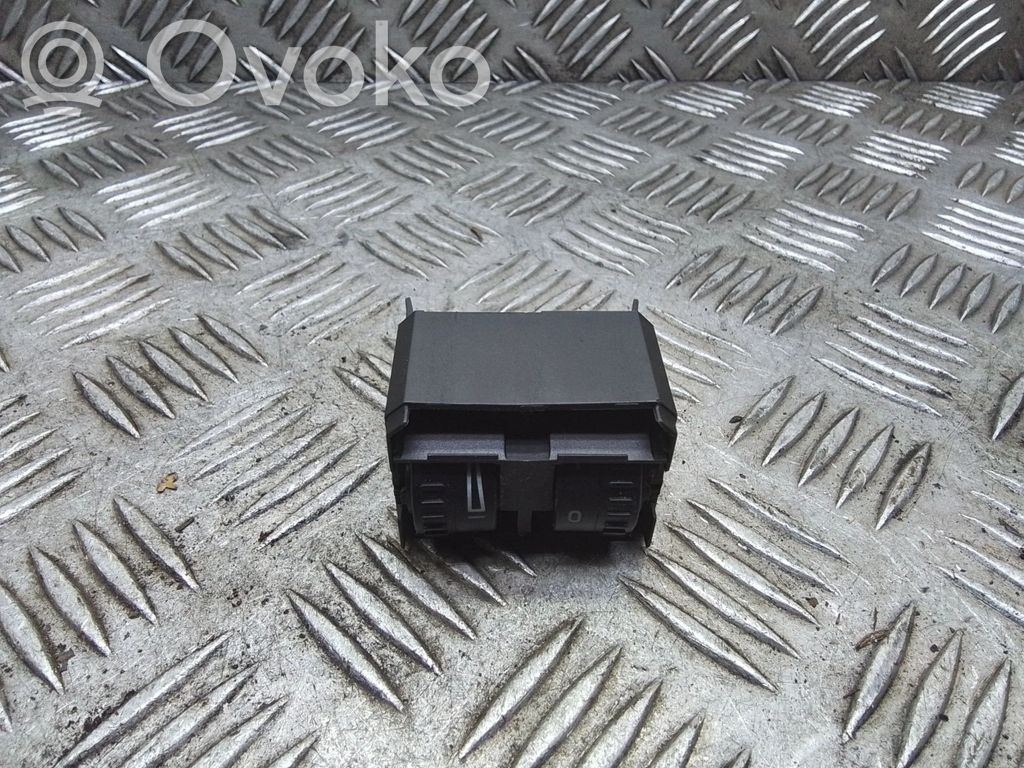 Volkswagen Caddy Headlight level height control switch 