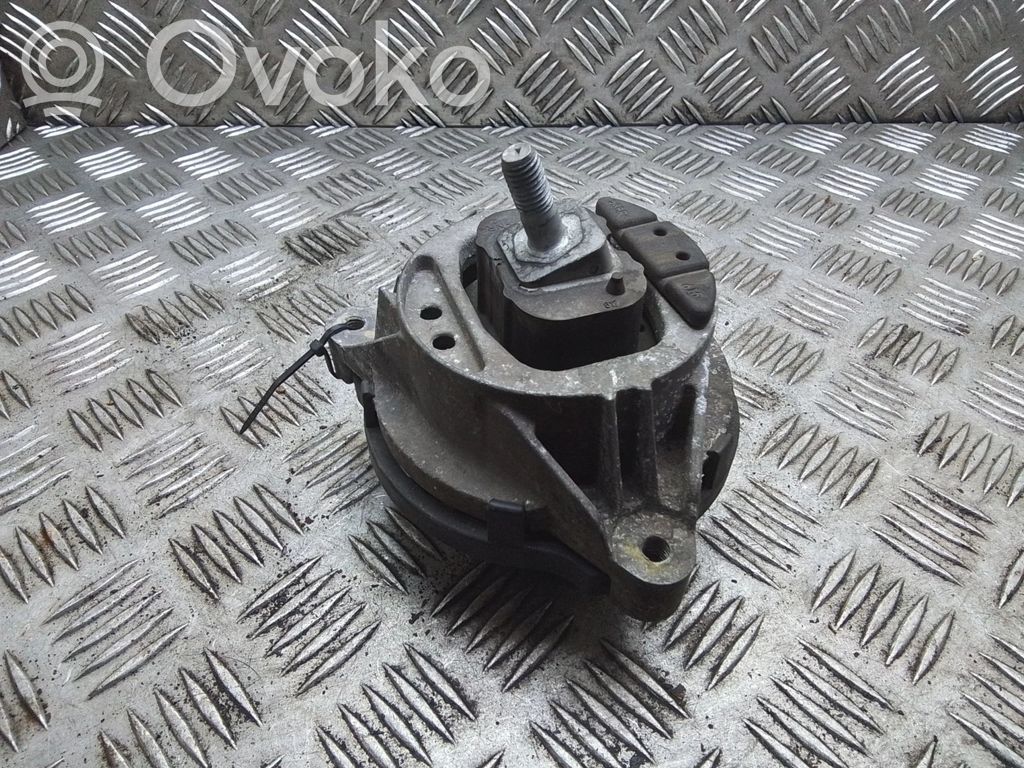 BMW 1 F20 F21 Engine mount bracket 