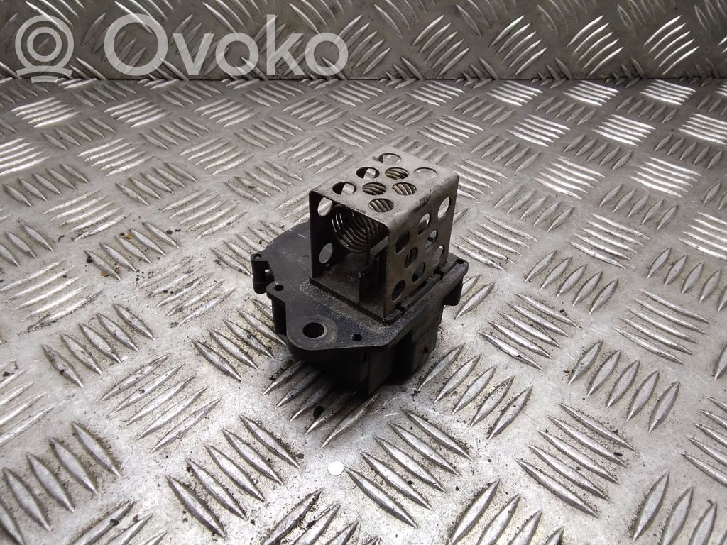 Citroen C4 I Coolant fan relay 