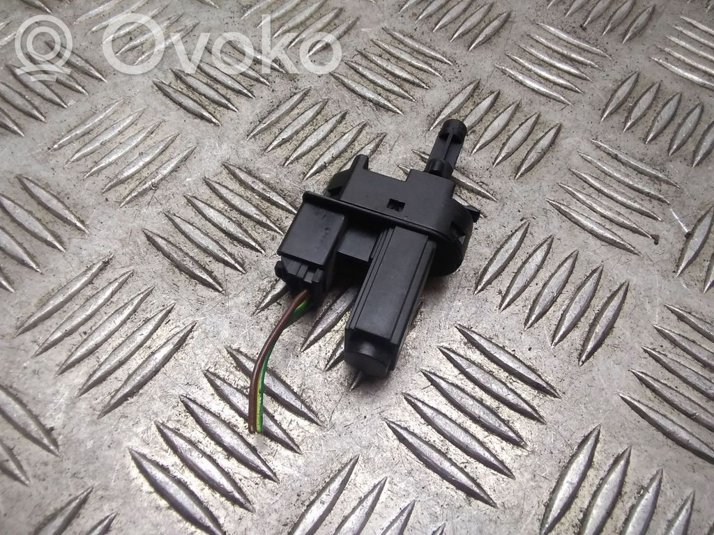 Volvo C30 Clutch pedal sensor 