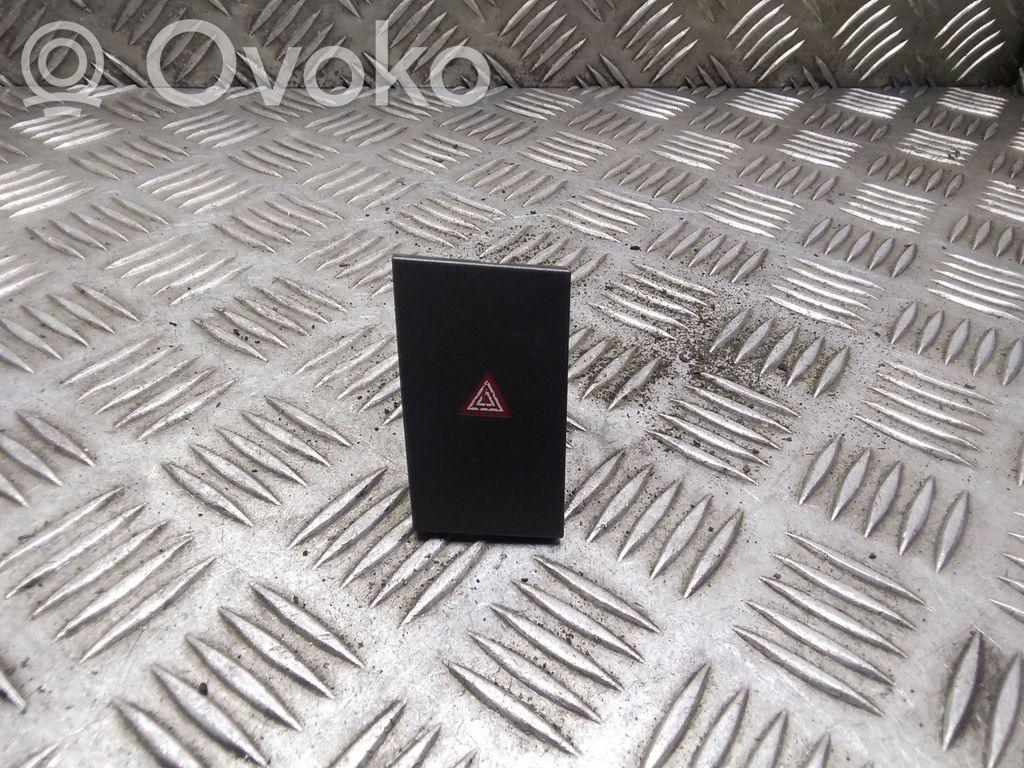 Opel Vectra C Hazard light switch 