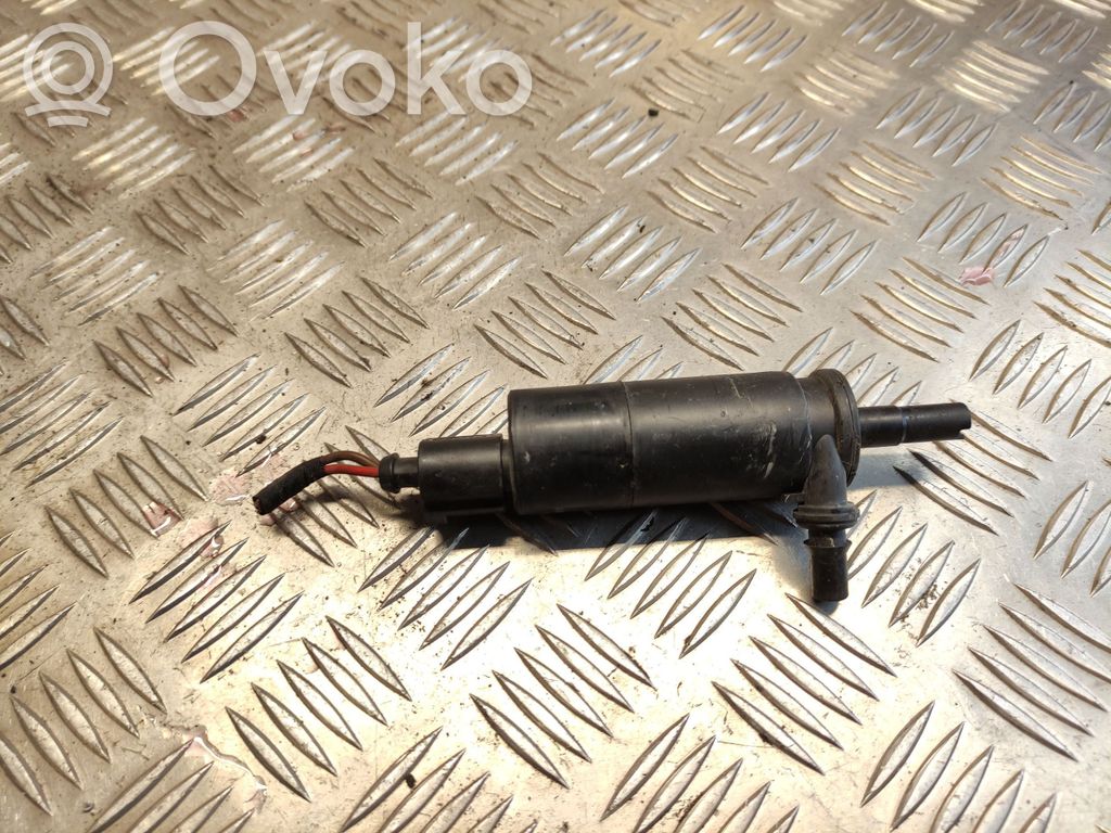 Audi A1 Windscreen/windshield washer pump 