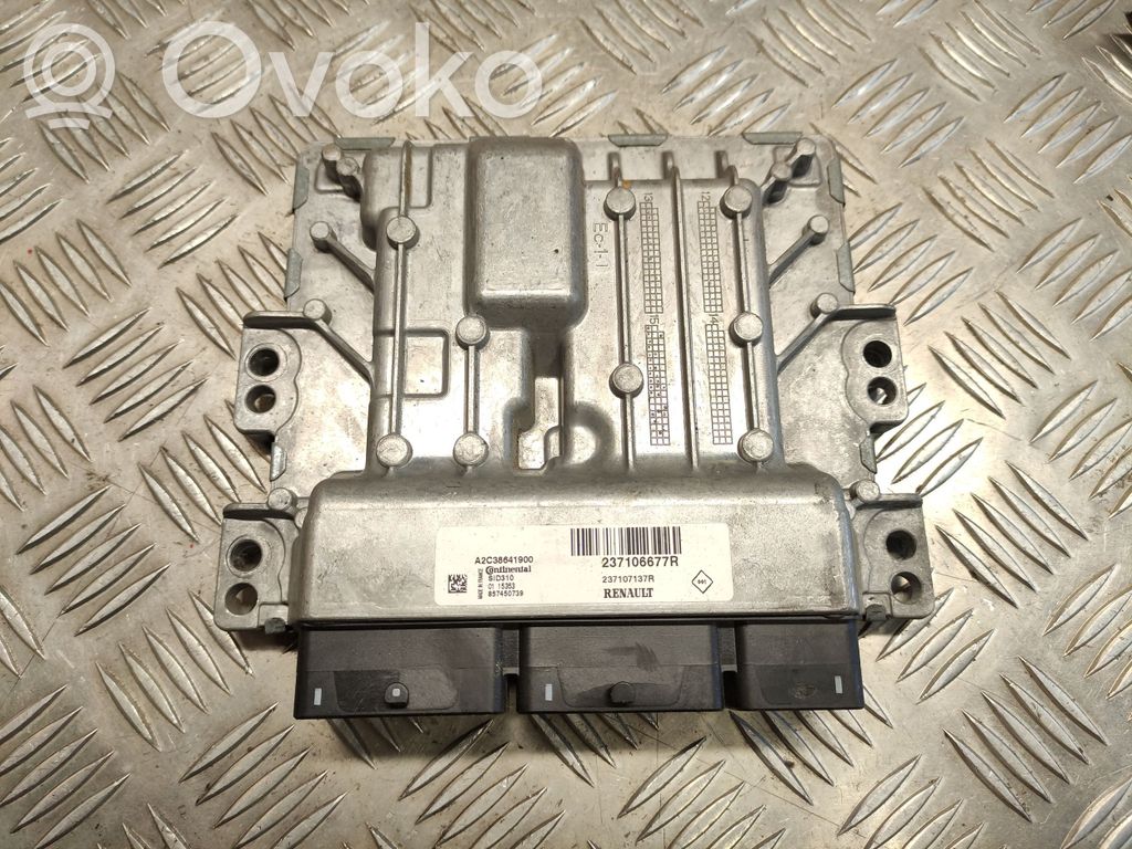 Renault Megane IV Engine control unit/module 