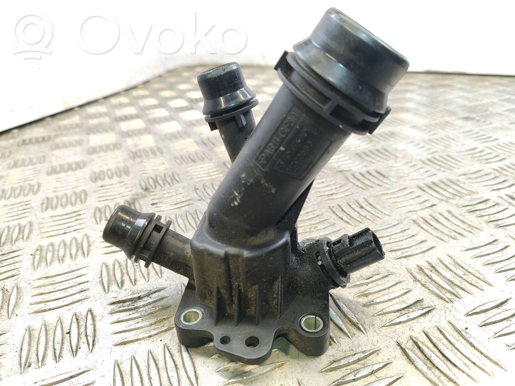 Volvo S60 Termostats / termostata korpuss 