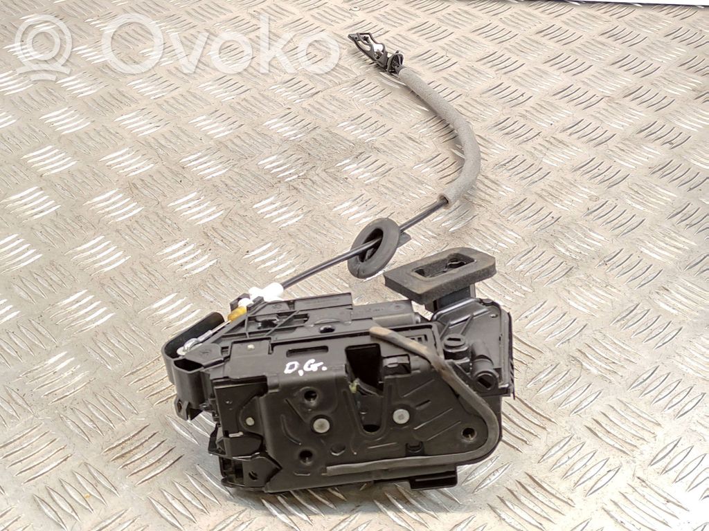 Volkswagen Polo VI Aizmugurē slēdzene 