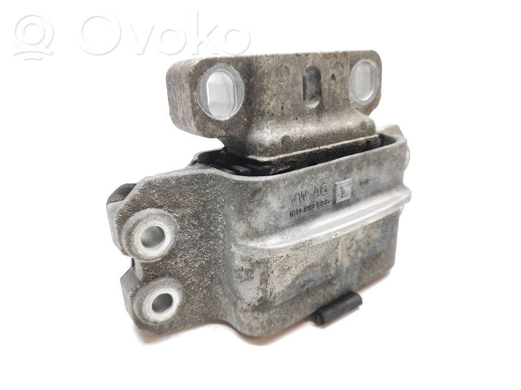 Audi A3 S3 A3 Sportback 8P Engine mount bracket 