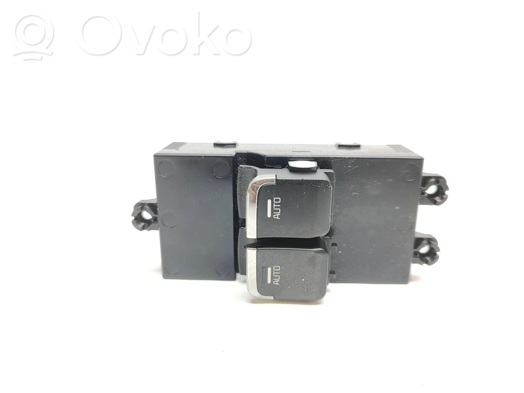 KIA Ceed Electric window control switch 