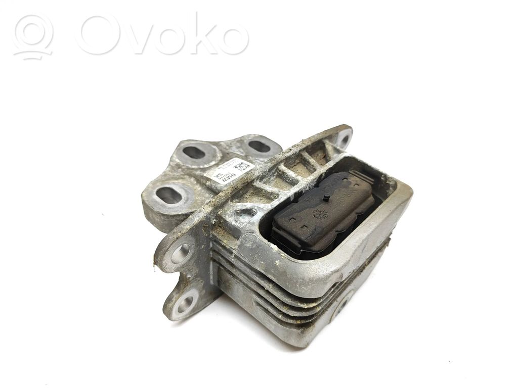 BMW 2 F46 Gearbox mount 