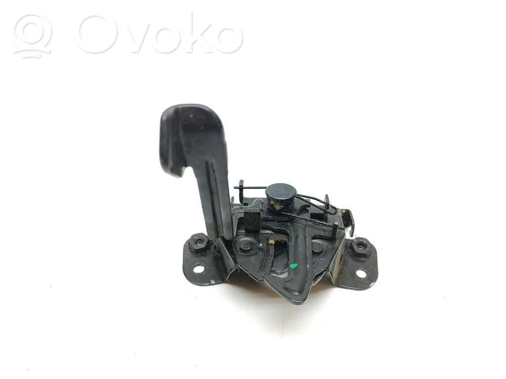 Engine bonnet/hood lock/catch