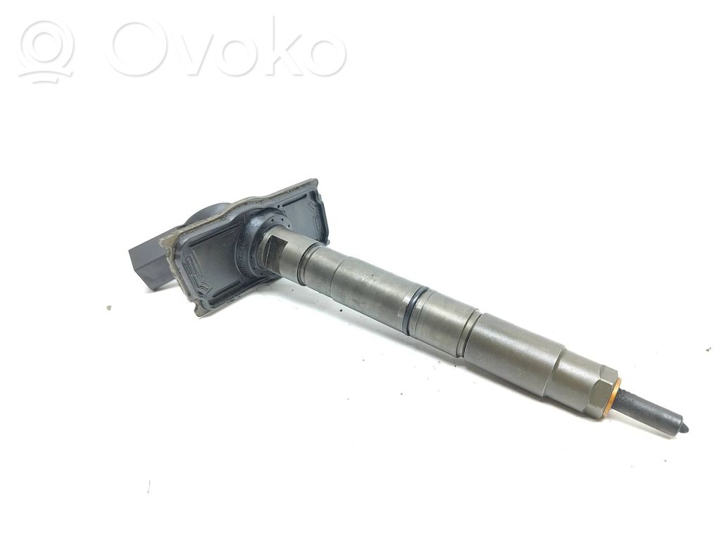 Audi Q7 4L Fuel injector 