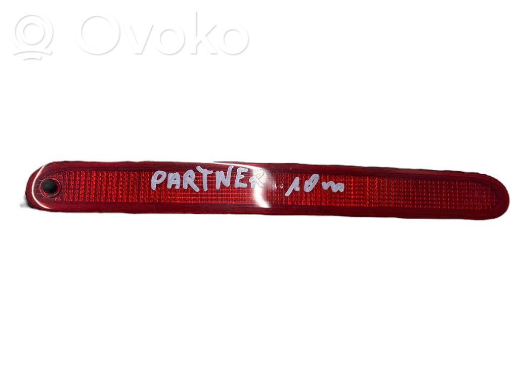 Peugeot Partner Third/center stoplight 
