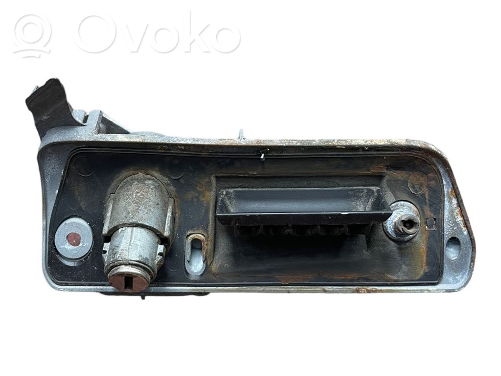 Zamek klapy tylnej / bagażnika   2K0827565J,2K0827565H