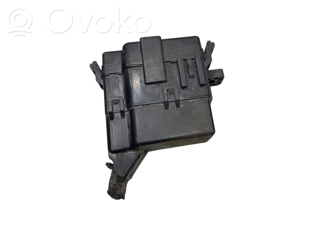 KIA Sportage Fuse module 