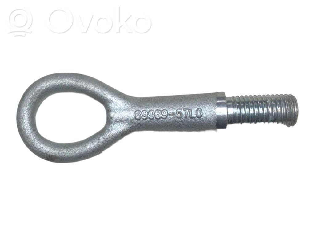 Suzuki Swift I Anillo de remolque 