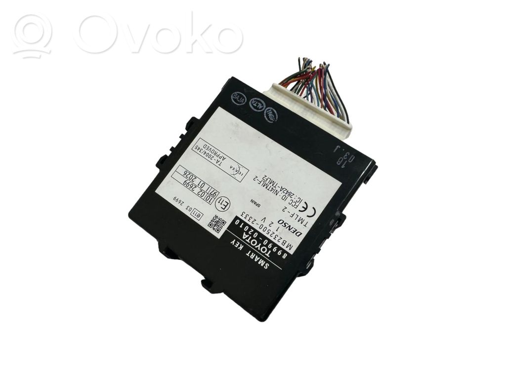 Toyota Auris 150 Door central lock control unit/module 