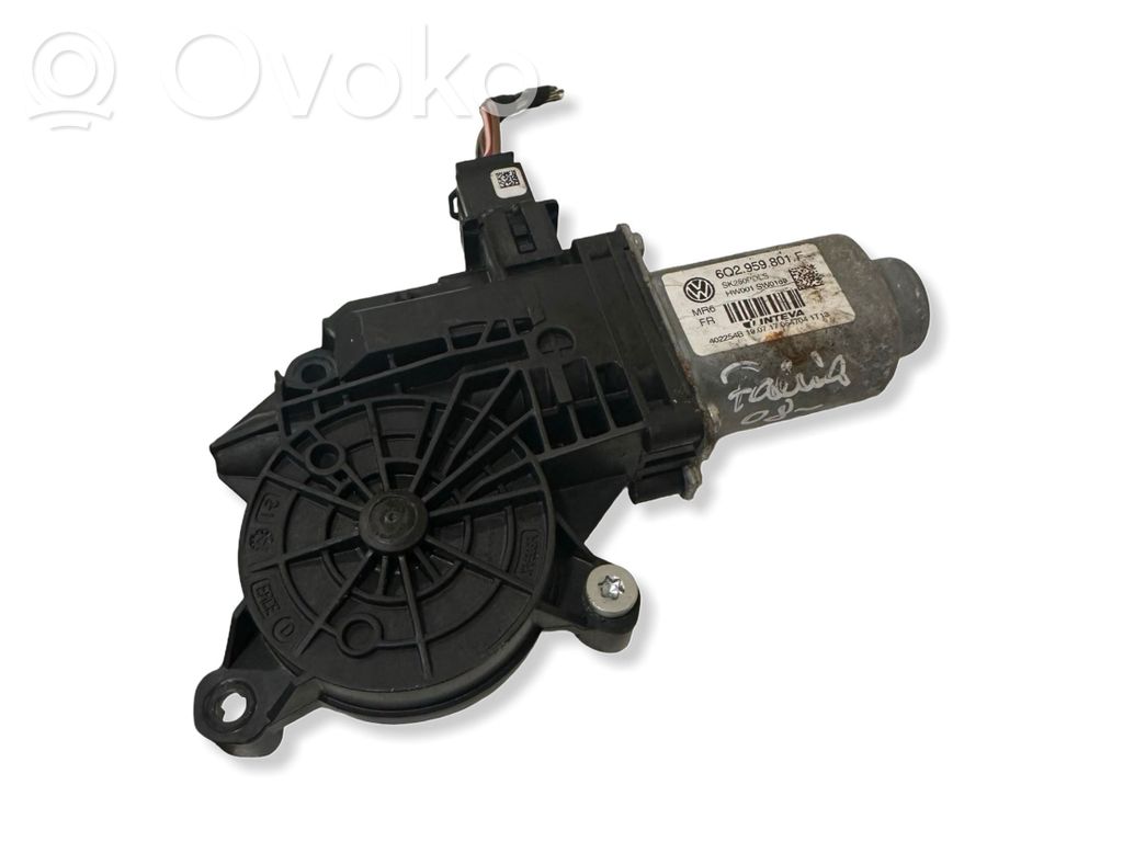 Silnik regulatora szyby drzwi przednich   6Q2959801F,6Q2959801