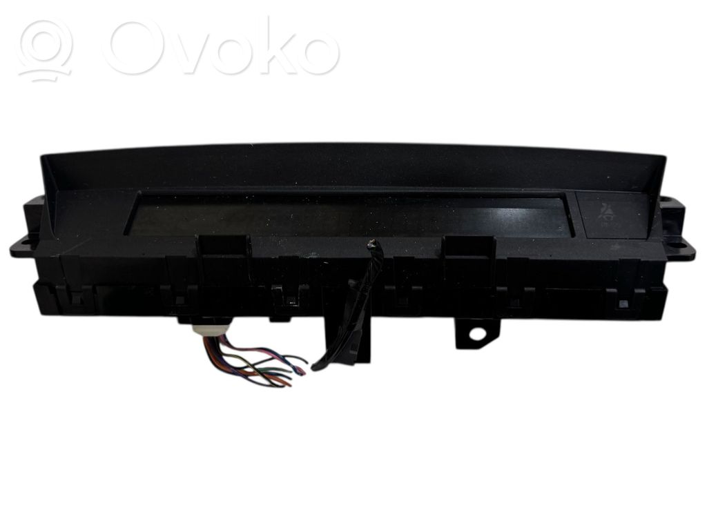 Mazda 6 Monitori/näyttö/pieni näyttö 