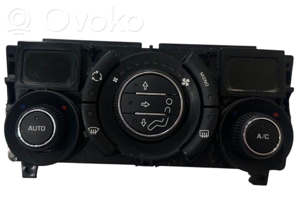 Peugeot 308 Climate control unit 