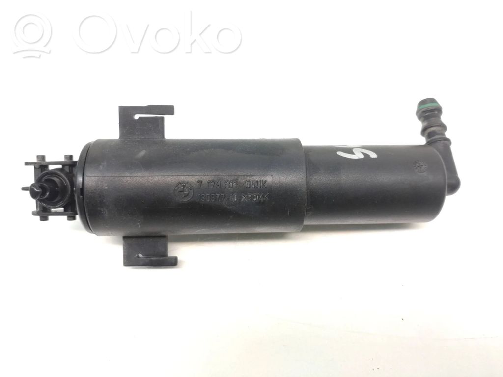 BMW 3 E90 E91 Headlight washer spray nozzle 