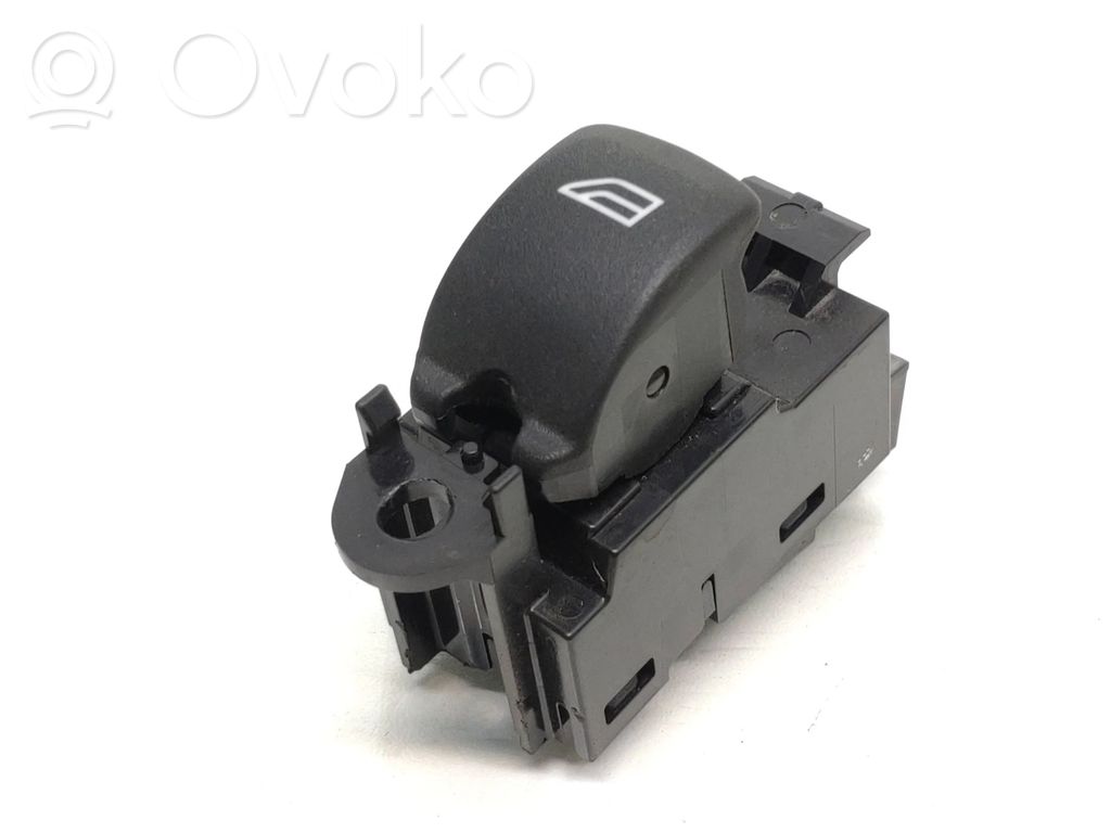 Volvo V70 Electric window control switch 