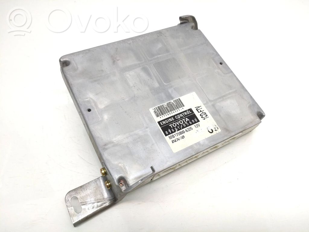 Toyota Avensis T250 Engine control unit/module 