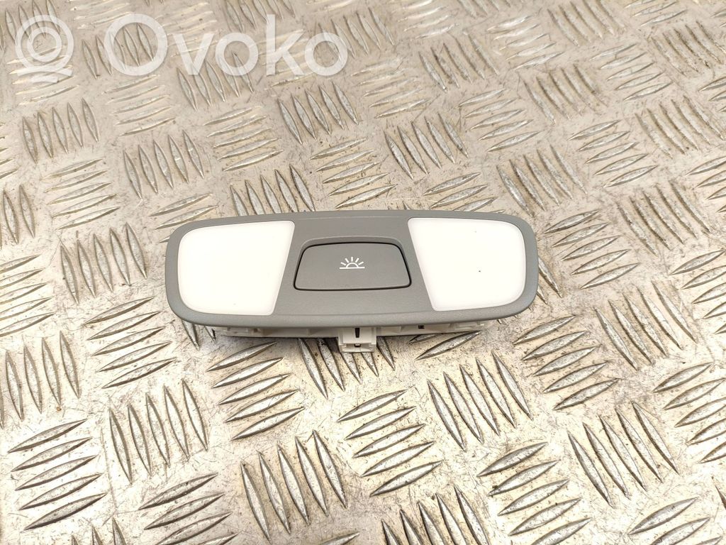Audi A3 S3 8V Luz del asiento trasero 