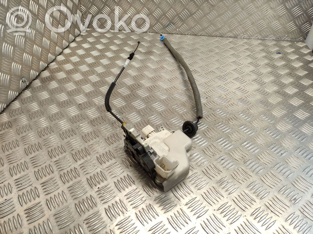 Audi A1 Front door lock 
