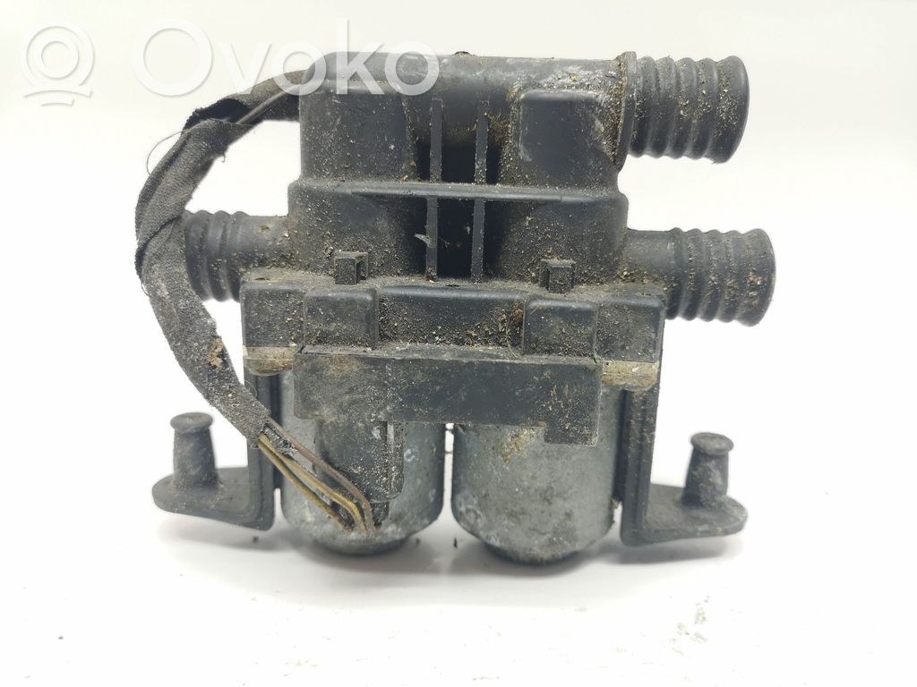 BMW 5 E60 E61 Coolant heater control valve 