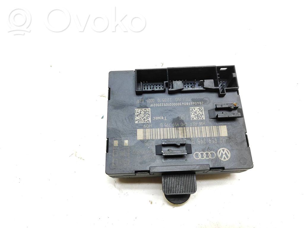 Volkswagen Touareg II Door control unit/module 