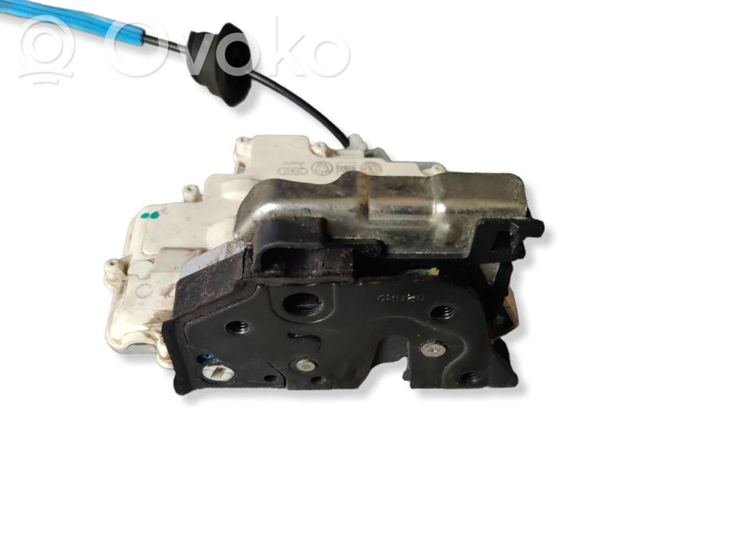 Audi A4 S4 B8 8K Etuoven lukko 